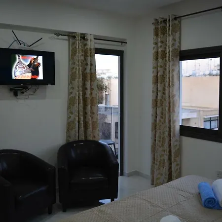 P.l Hermes & 123 Appartement *