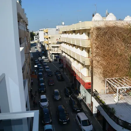 Apartment P.l Hermes & 123 *